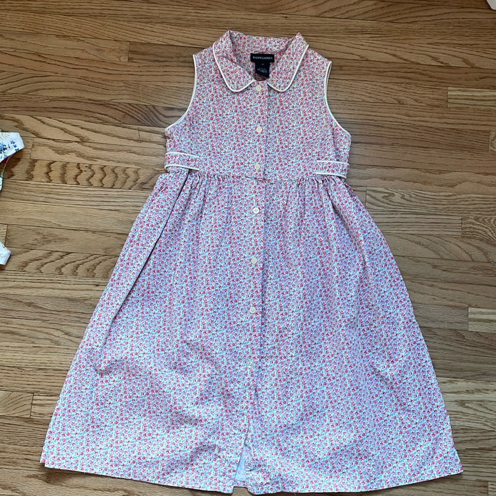 Ralph Lauren dress. Size 6X floral with piping deep detail on trim.
